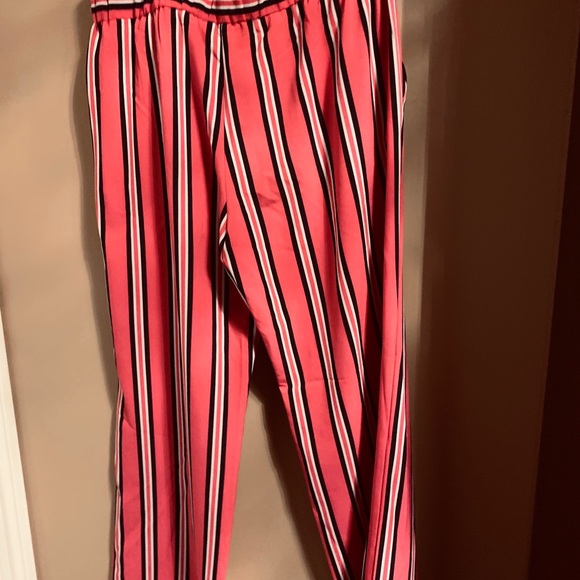 Soho Apparel Wide leg dress pants/trousers - Picture 4 of 4